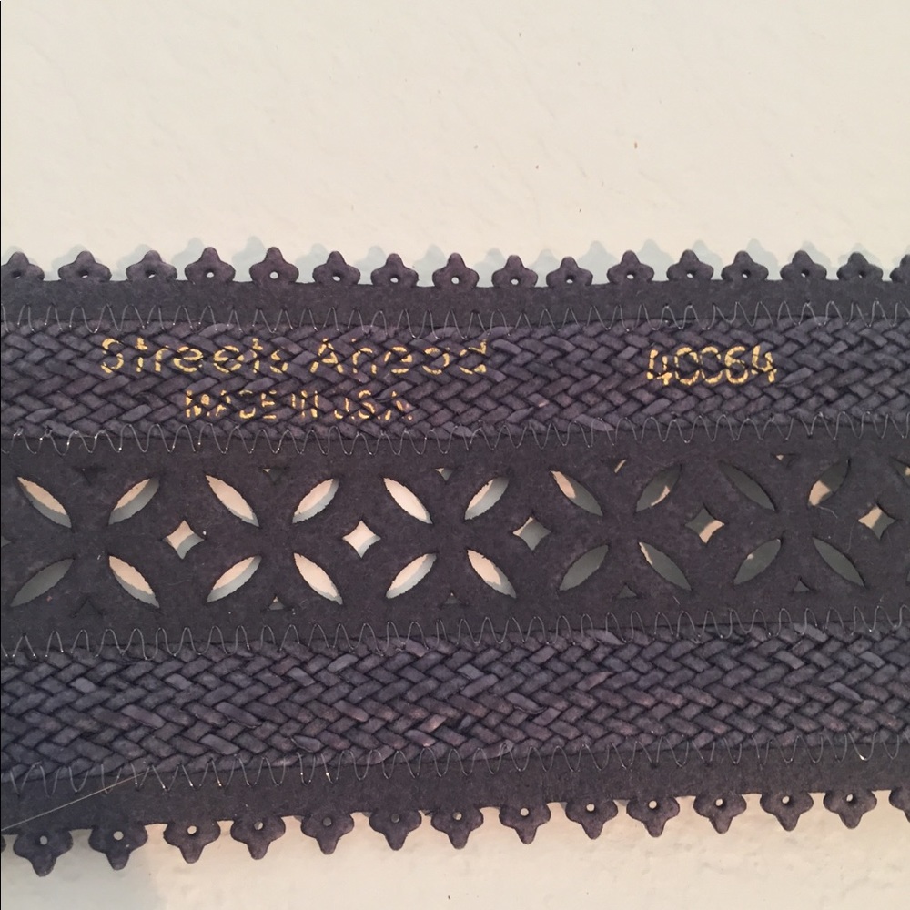 STREETS AHEAD Black Lace Leather Hipster Belt - Picture 7 of 8